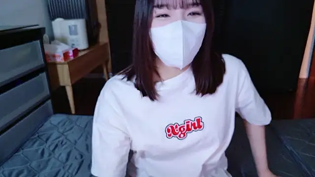 Snapshot of mari_tan_ch chatting on 01.08.26 mari tan ch online show from 01.08.26