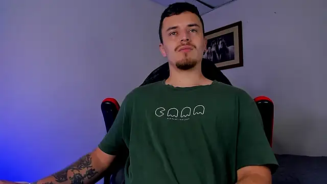 Snapshot of james_connor2 chatting on 02.24.25 james connor2 online show from 02.24.25