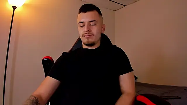 Snapshot of james_connor2 chatting on 03.11.25 james connor2 online show from 03.11.25