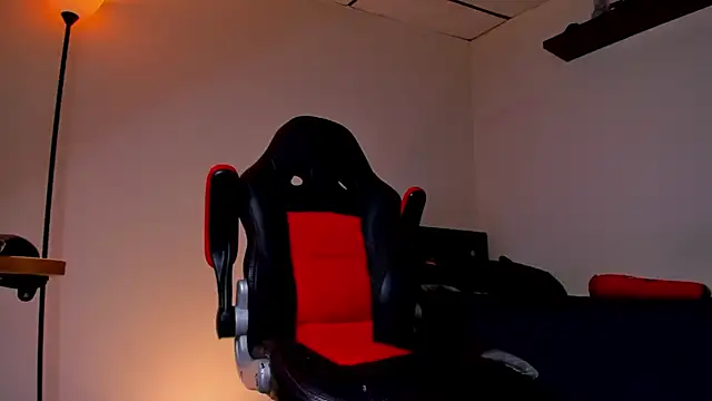 Snapshot of james_connor2 chatting on 09.11.25 james connor2 online show from 09.11.25