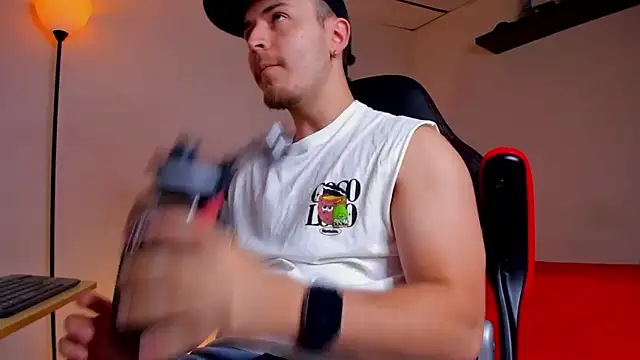 Snapshot of james_connor2 chatting on 09.15.25 james connor2 online show from 09.15.25