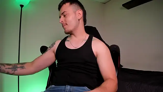 Snapshot of james_connor2 chatting on 02.13.26 james connor2 online show from 02.13.26