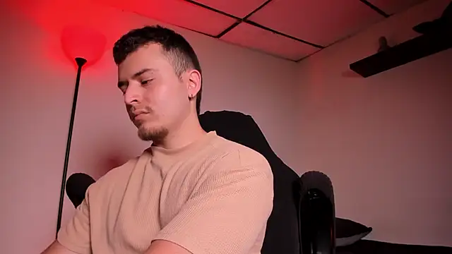 Snapshot of james_connor2 chatting on 02.20.26 james connor2 online show from 02.20.26