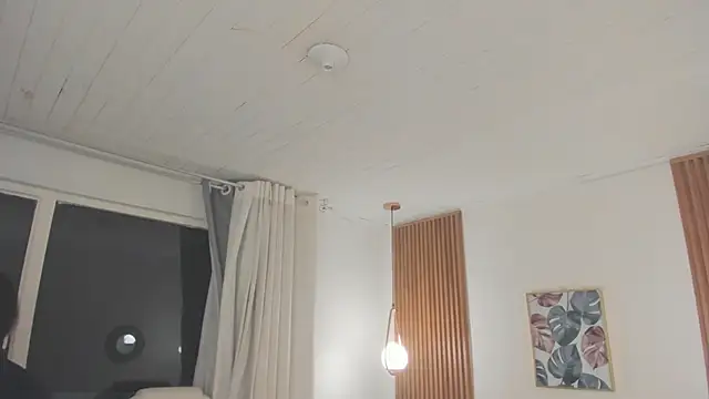 Snapshot of TiffanyWright chatting on 12.04.25 TiffanyWright online show from 12.04.25