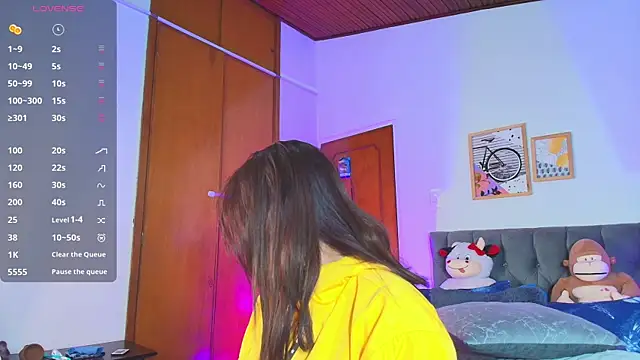 Snapshot of Cassie_fletcher_ chatting on 11.20.25 Cassie fletcher online show from 11.20.25