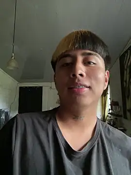 Snapshot of FlpGmz chatting on 09.23.25 FlpGmz online show from 09.23.25