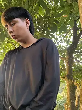 Snapshot of FlpGmz chatting on 09.28.25 FlpGmz online show from 09.28.25