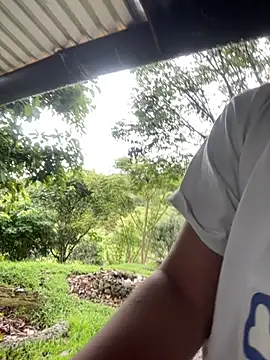 Snapshot of FlpGmz chatting on 03.25.26 FlpGmz online show from 03.25.26