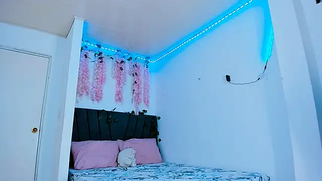 alexaryderr online show from 12.23.25