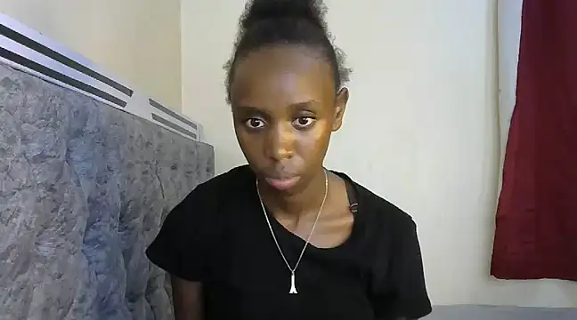 Little miss charming online show from 01.30.25