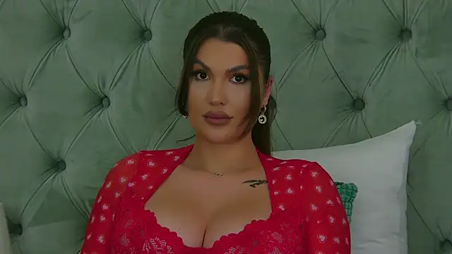 Snapshot of itsjessiebabe chatting on 01.08.25 itsjessiebabe online show from 01.08.25