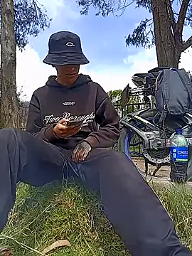 Cuervo maniaco online show from 12.18.25