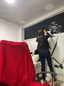 Snapshot of AnnbellaRosse chatting on 02.12.25 AnnbellaRosse online show from 02.12.25