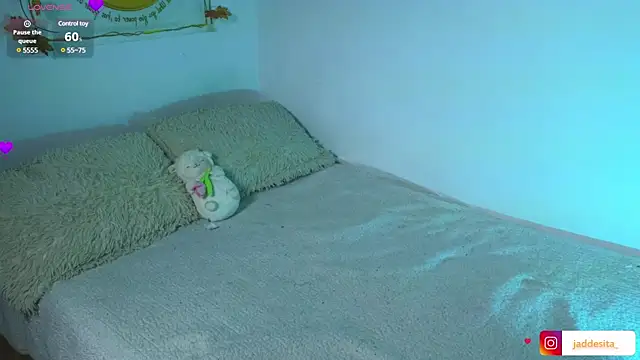 suzumi   online show from 03.06.25