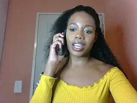 Snapshot of NAUGHTYSHALOTXX chatting on 03.12.25 NAUGHTYSHALOTXX online show from 03.12.25