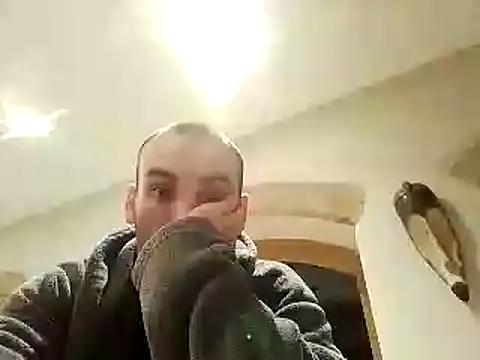 Snapshot of DrbigdickUK chatting on 01.13.25 DrbigdickUK online show from 01.13.25