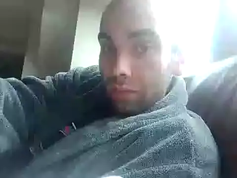 Snapshot of DrbigdickUK chatting on 01.19.25 DrbigdickUK online show from 01.19.25