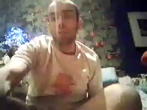 Snapshot of DrbigdickUK chatting on 02.15.25 DrbigdickUK online show from 02.15.25