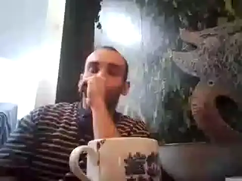 Snapshot of DrbigdickUK chatting on 10.21.25 DrbigdickUK online show from 10.21.25