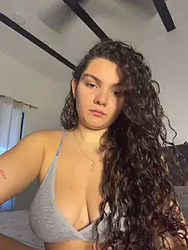 Snapshot of eva_y_marcelo chatting on 06.22.26 eva y marcelo online show from 06.22.26