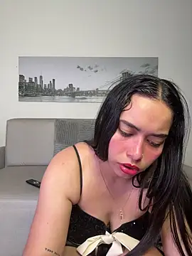 SophieRoyals online show from 05.27.26
