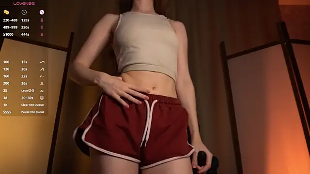 Snapshot of brendacom chatting on 09.29.25 brendacom online show from 09.29.25