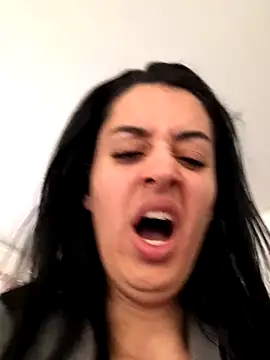 Catmila94 online show from 09.18.25