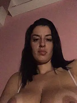 Snapshot of Catmila94 chatting on 04.23.26 Catmila94 online show from 04.23.26