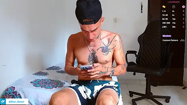 Snapshot of bray_hotboy777 chatting on 05.31.26 bray hotboy777 online show from 05.31.26