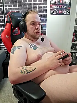 PupW0lfy online show from 01.19.25