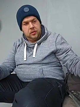 PupW0lfy online show from 01.20.25