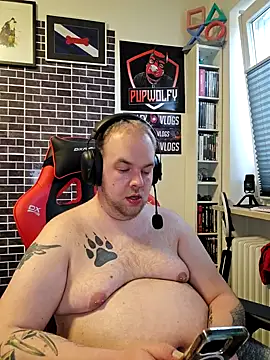 PupW0lfy online show from 01.30.25