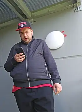 PupW0lfy online show from 10.01.25