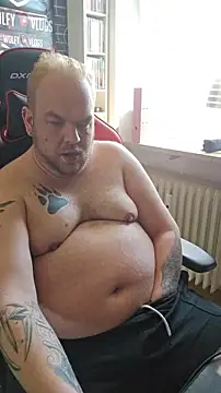 PupW0lfy online show from 04.22.26