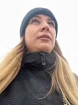 OlgaBuzzz online show from 01.17.25