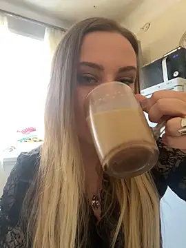 OlgaBuzzz online show from 03.12.25