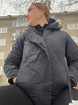 OlgaBuzzz online show from 03.18.25