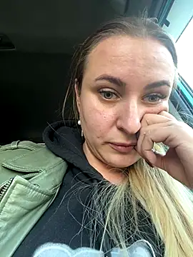 OlgaBuzzz online show from 10.03.25