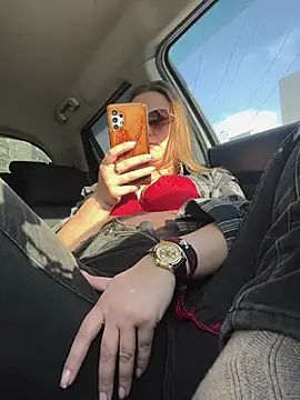 OlgaBuzzz online show from 02.20.26