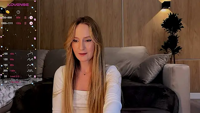 Snapshot of Peach__juice chatting on 02.06.25 Peach juice online show from 02.06.25