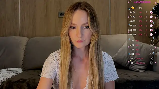 Snapshot of Peach__juice chatting on 02.26.25 Peach juice online show from 02.26.25