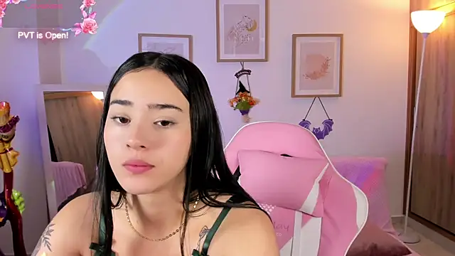 Veronica isaza   online show from 10.23.25