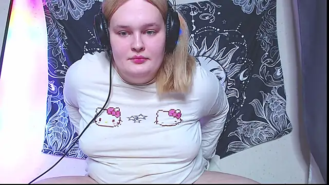 rozzhaos8 online show from 09.26.25