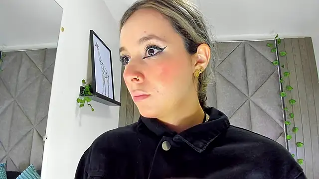 Snapshot of AmbarHills_1 chatting on 02.07.26 AmbarHills 1 online show from 02.07.26