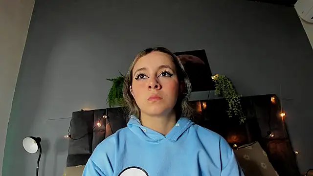 Snapshot of AmbarHills_1 chatting on 02.11.26 AmbarHills 1 online show from 02.11.26