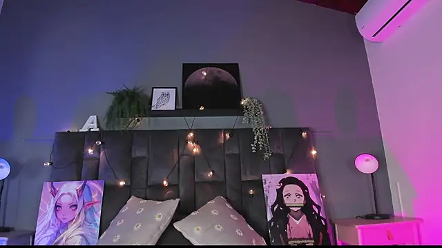 Snapshot of AmbarHills_1 chatting on 02.15.26 AmbarHills 1 online show from 02.15.26