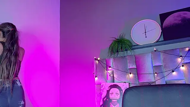 Snapshot of AmbarHills_1 chatting on 02.17.26 AmbarHills 1 online show from 02.17.26