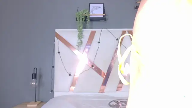 Snapshot of AmbarHills_1 chatting on 02.27.26 AmbarHills 1 online show from 02.27.26