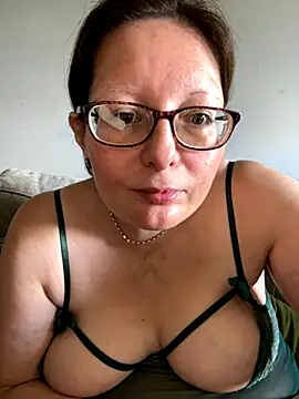 Snapshot of Ailsa_Bliss chatting on 09.13.25 Ailsa Bliss online show from 09.13.25