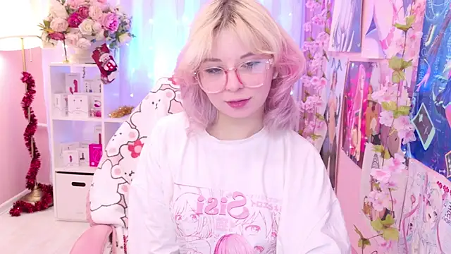 Coconut Mia online show from 12.18.25